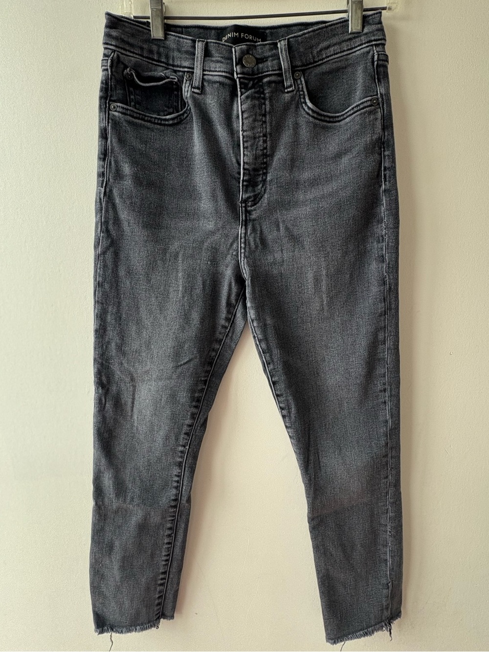 Denim Forum The Lola High Rise Skinny Jeans Raw Hem – Aritzia Size 29 dark wash - Picture 4 of 11